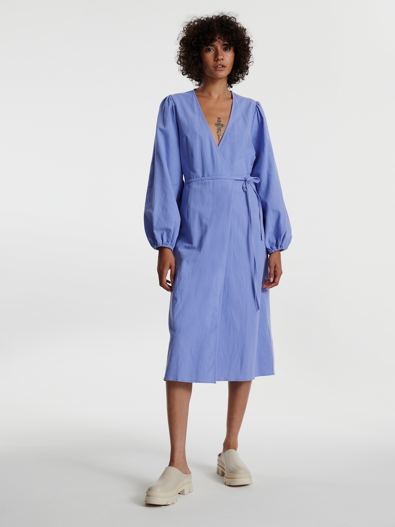 EDITED Robe 'Hanne' violet