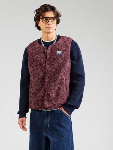 AMERICAN VINTAGE Vest in Red: front
