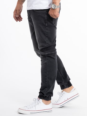 Rock Creek Tapered Jeans in Grey