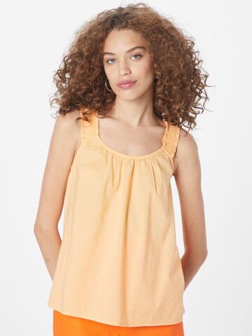 GAP Top in Orange: front