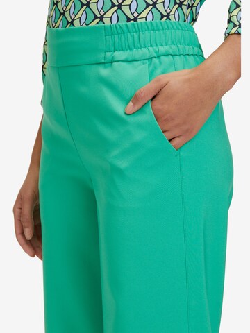 Regular Pantalon Betty Barclay en vert