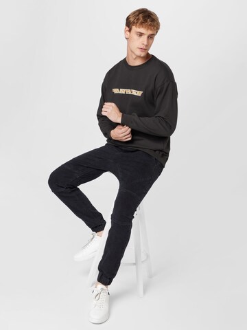 Cotton On - Sweatshirt em preto