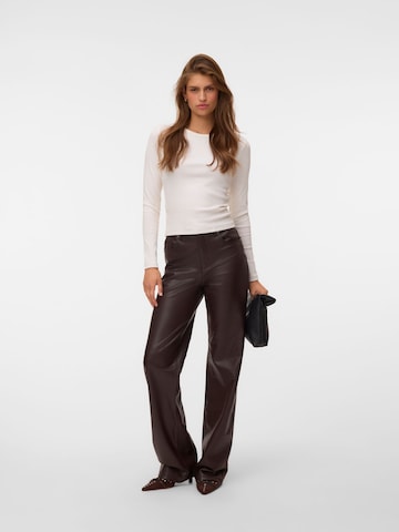 VERO MODA - Pierna ancha Pantalón 'TESSA' en marrón