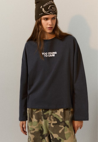 Pull&Bear Shirt in Grey