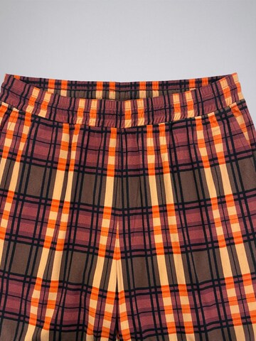 LEAFLETIC Pyjamabroek in Bruin