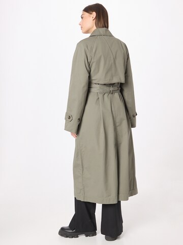 Manteau mi-saison 'Travis' WEEKDAY en vert