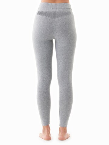Organication Skinny Leggings in Grau