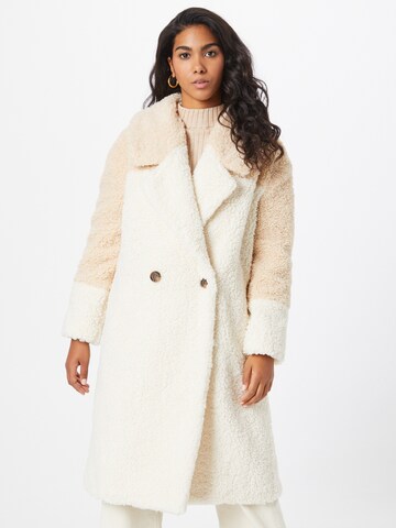 s.Oliver Between-Seasons Coat in Beige: front