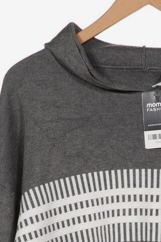 Native Youth Sweatshirt & Zip-Up Hoodie in L in Grey