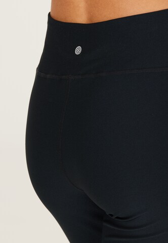 Athlecia Skinny Workout Pants 'Dormmi' in Black