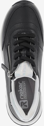 Sneaker bassa di Rieker EVOLUTION in nero