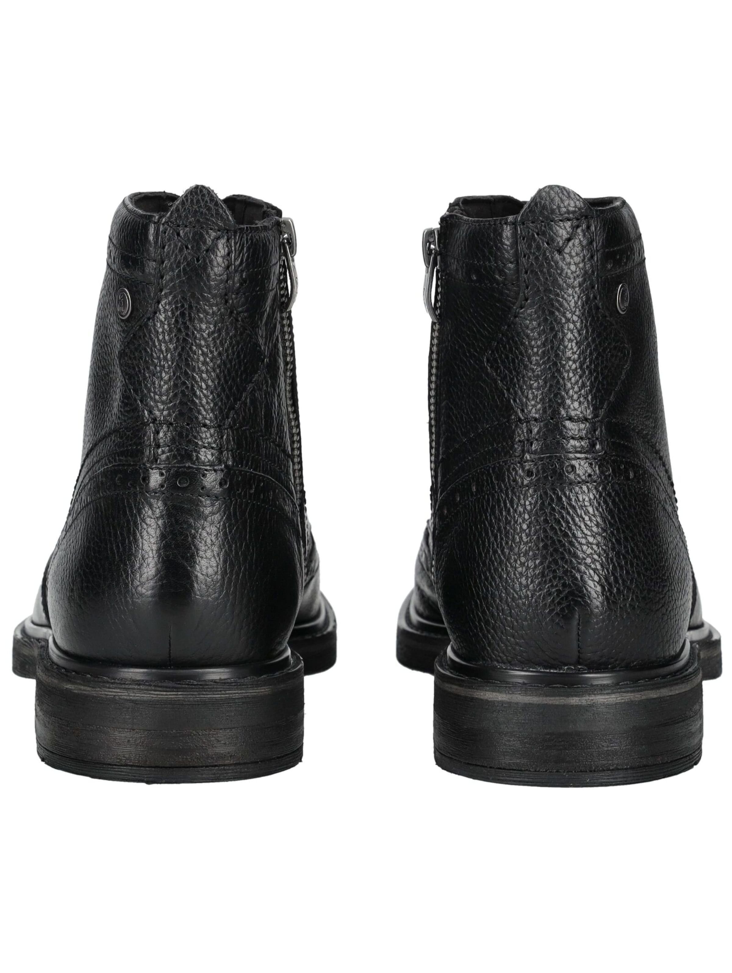 CLARKS Veterboots 'Newford' in Zwart