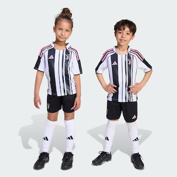 ADIDAS PERFORMANCE Trainingsanzug 'Juventus Turin 25/26' in Schwarz: Vorderseite