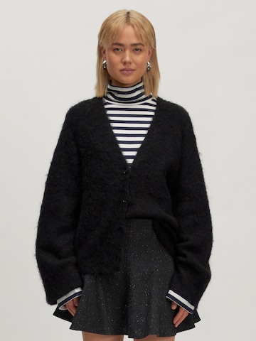 EDITED Knit Cardigan 'Onorina' in Black: front