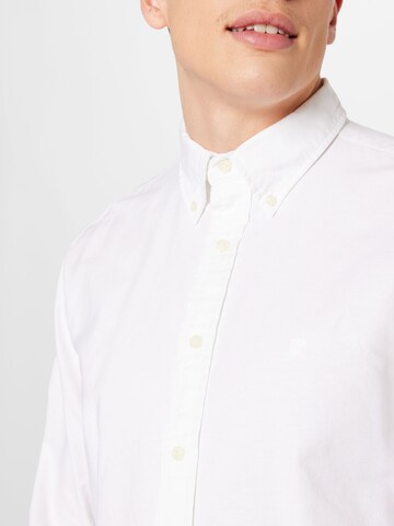 Coupe regular Chemise Banana Republic en blanc