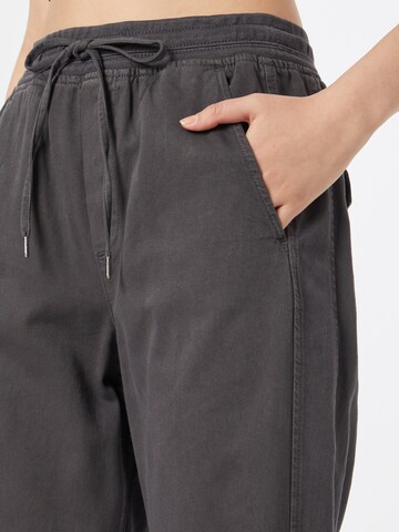 GAP Tapered Broek in Zwart