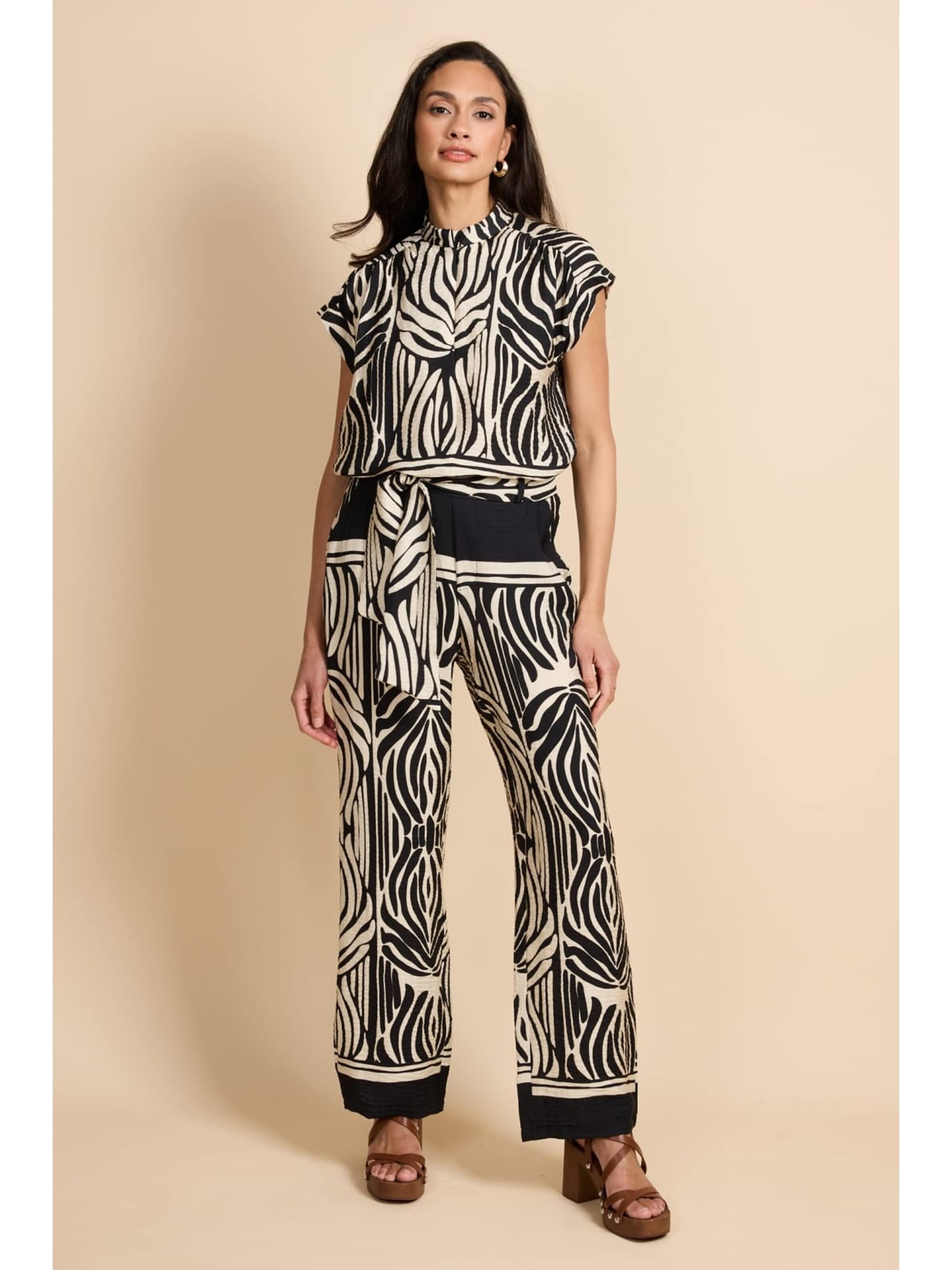 G-maxx Baggy Broek '26ZZG20' in Zwart: voorkant