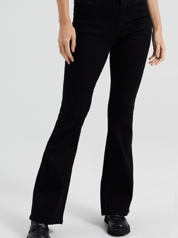 WE Fashion Flared Jeans in Schwarz