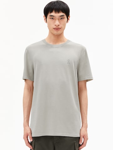 ARMEDANGELS Shirt in Bruin: voorkant