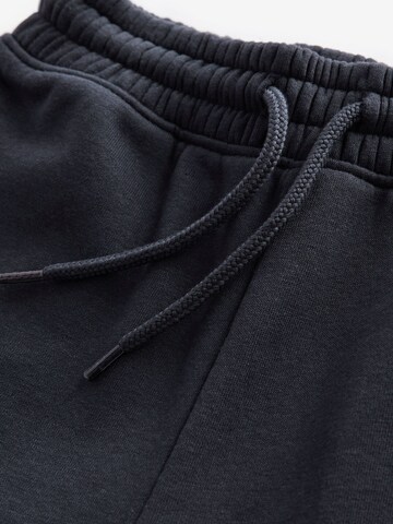 Next Tapered Broek in Blauw