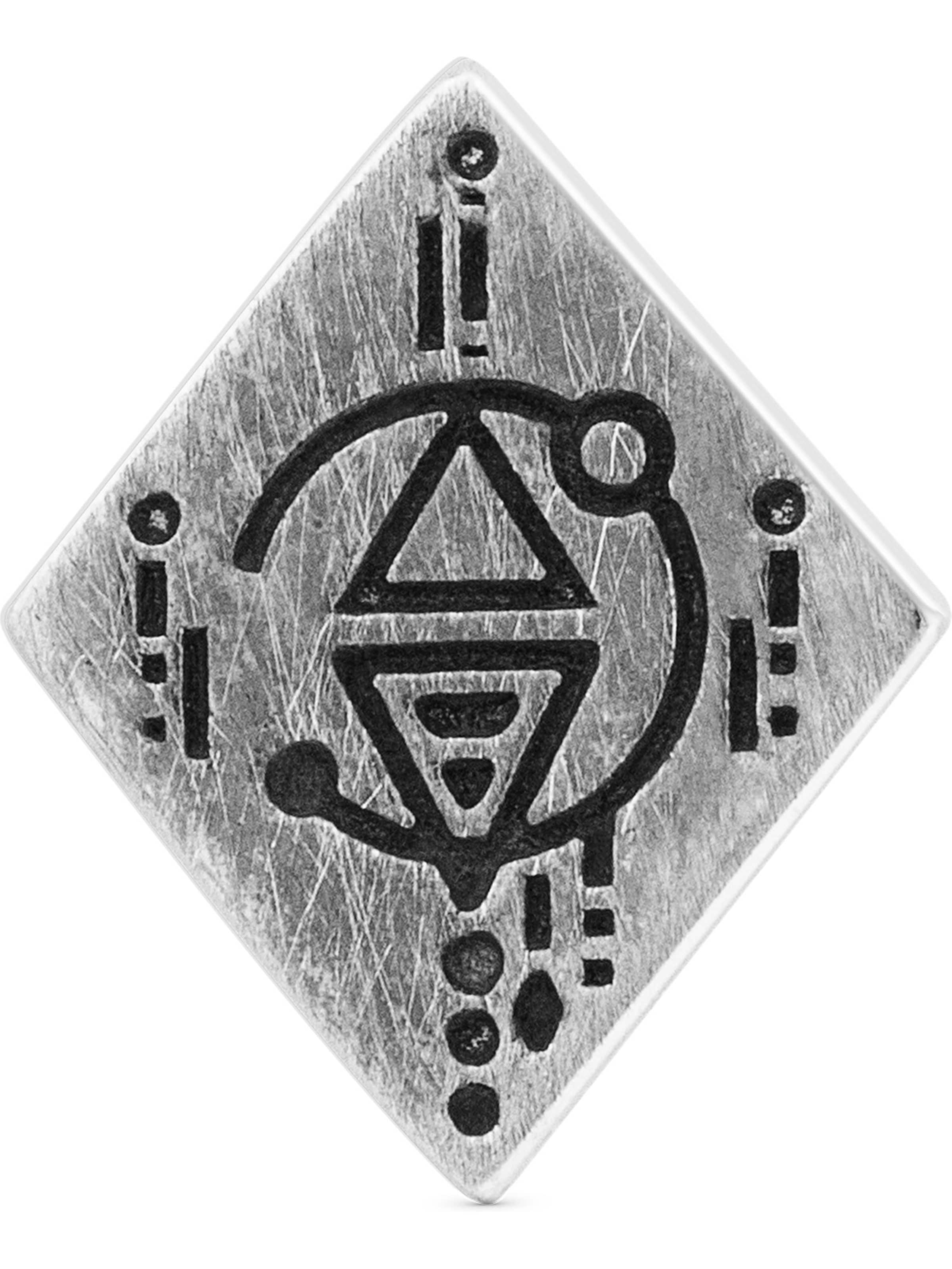 caï Ohrringe in Grau