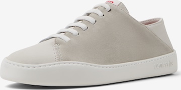 Baskets basses 'Peu Touring' CAMPER en gris : devant