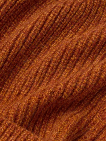 Thinking MU Beanie 'Ruby' in Orange