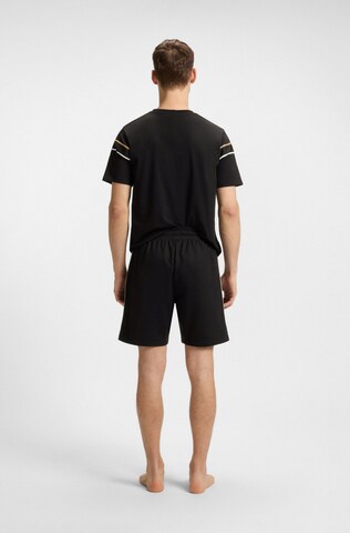 BOSS Regular Shorts in Gelb