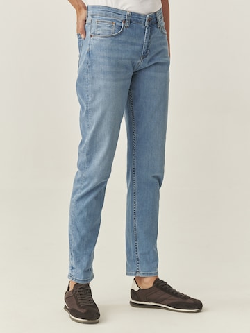 TATUUM Tapered Nadrág - kék: elől