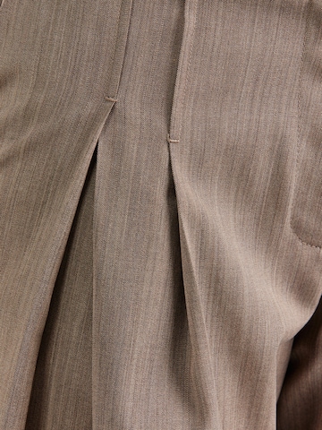 IRO - Pierna ancha Pantalón plisado en marrón