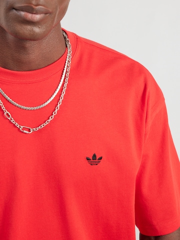 ADIDAS ORIGINALS Tričko 'ESS' – červená
