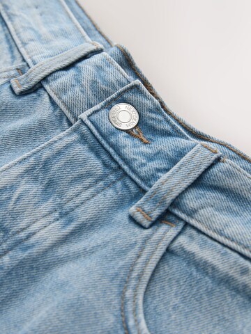 Next Regular Shorts in Blau