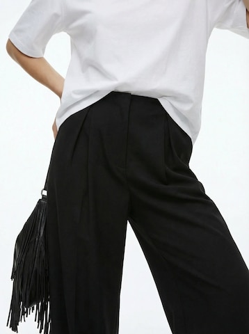 studioselect Широкий Брюки со складками 'Jessa' в Черный