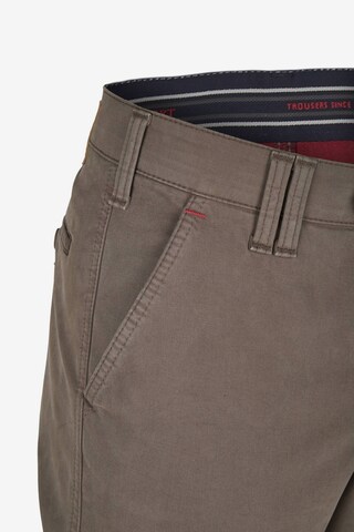 CLUB OF COMFORT Regular Chinohose 'GARVEY' in Braun