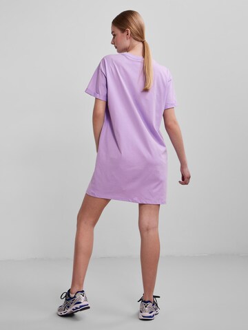 PIECES - Vestido 'Ria' em roxo