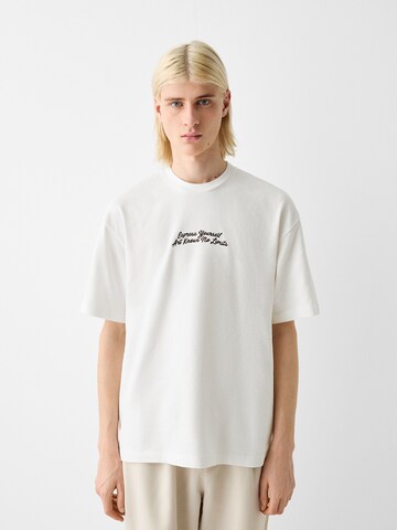 T-Shirt Bershka en blanc : devant