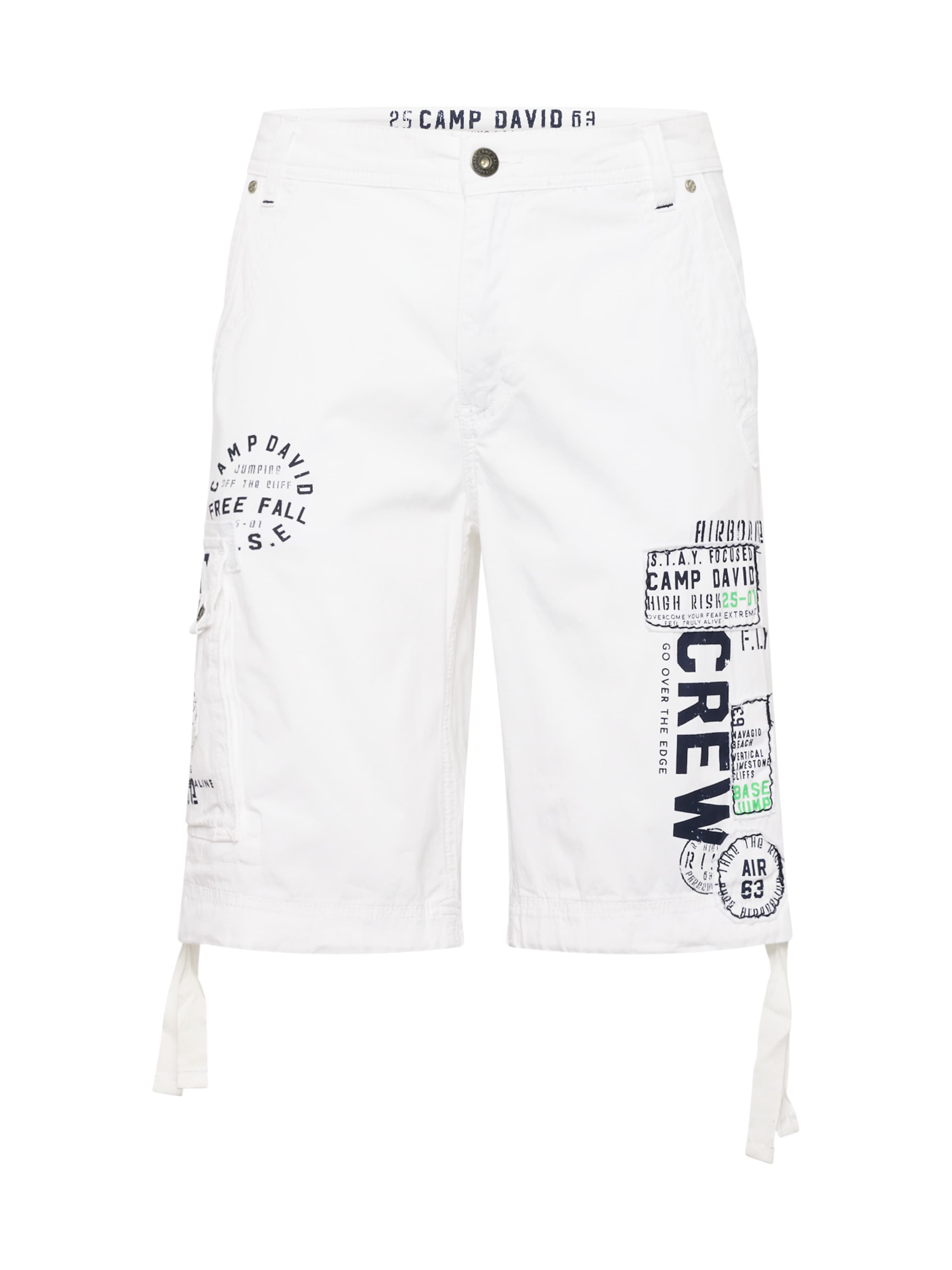 Regular Pantaloni cu buzunare 'Base Jumping' de la CAMP DAVID pe alb: față