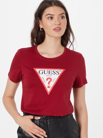 T-shirt GUESS en rouge : devant