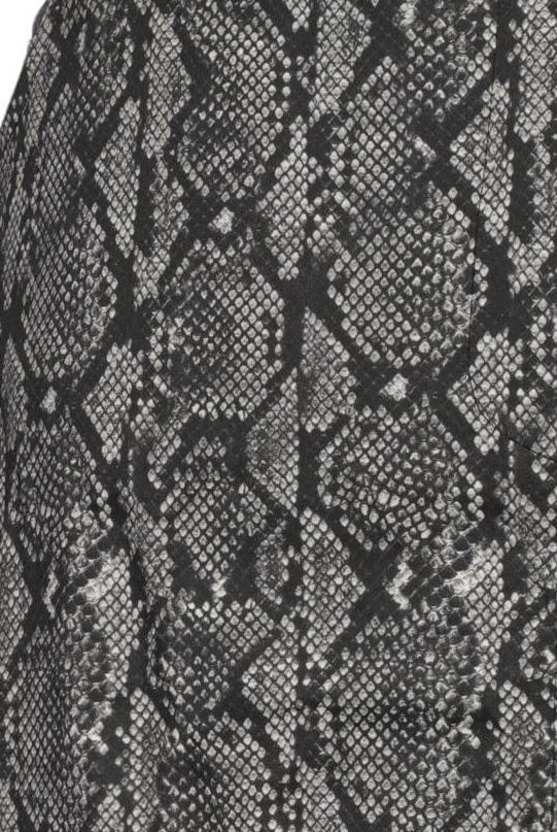 Sara Lindholm Rock 6XL in Grau