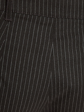 Wide Leg Pantalon à plis Bershka en gris
