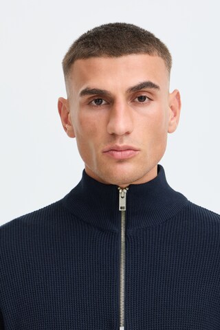 !Solid Sweater 'SDVian' in Blue