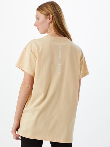 T-shirt 'Ina' ABOUT YOU x GNTM en beige