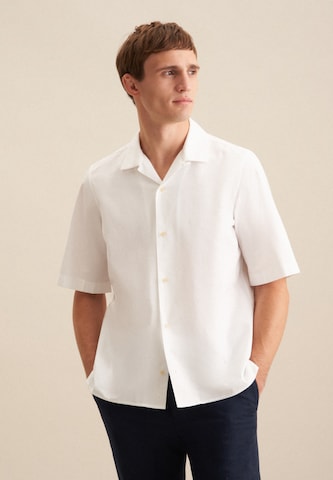 SEIDENSTICKER Regular fit Button Up Shirt in White: front