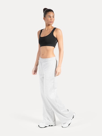 Loosefit Pantalon 'Kanya' Smilodox en gris
