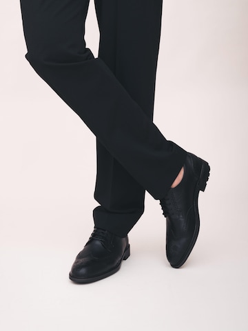 Scarpa stringata sportiva 'GAEL' di nae Vegan Shoes in nero: frontale