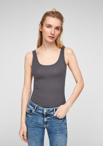 QS Top in Grey: front