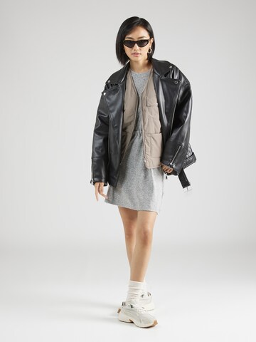 Robe ESPRIT en gris