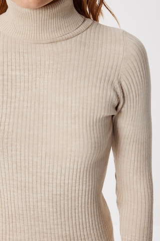 Pullover di Happiness İstanbul in beige