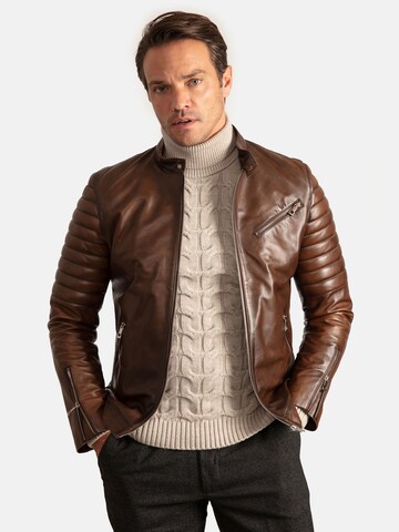 Jacey Quinn Jacke in Braun: Vorderseite