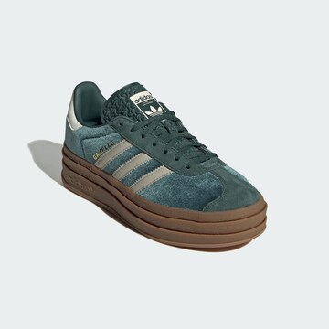 ADIDAS ORIGINALS Σνίκερ χαμηλό 'Gazelle Bold' σε πράσινο